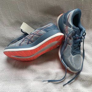 Size 8 - Asics GlideRide Running Shoes